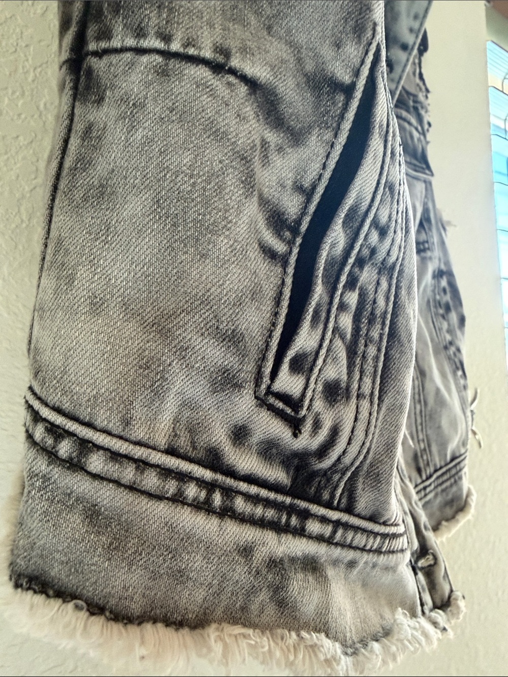 BKE Washed Black and Gray Denim Vest - Picture 8 of 8